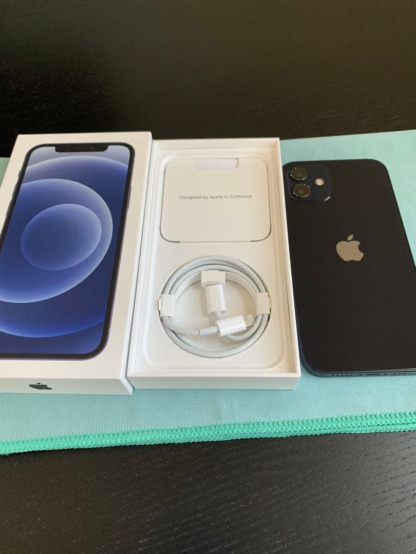 iPhone 12 256GB SIMフリー 中古 保護フィルム付き