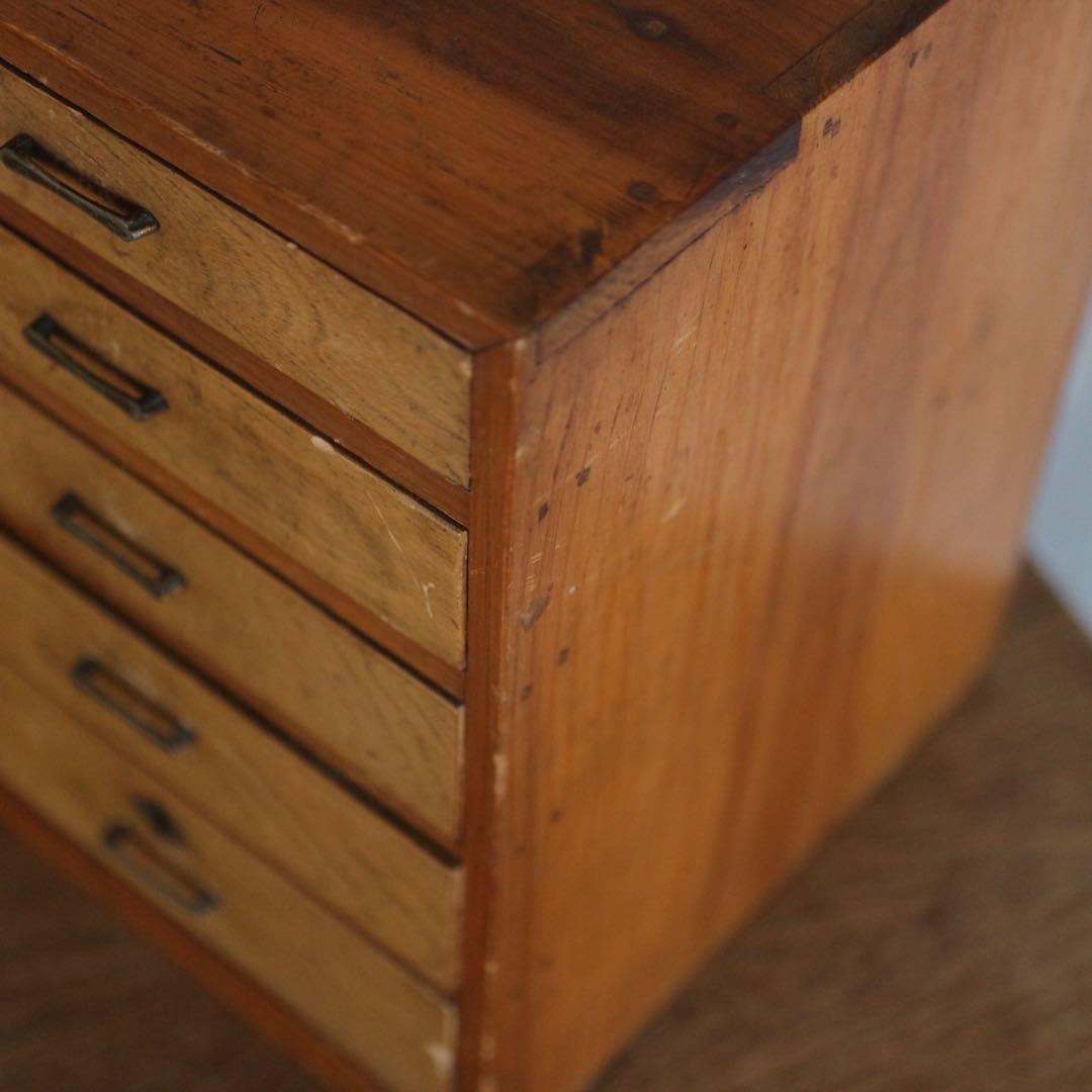 古い小引き出し　５杯