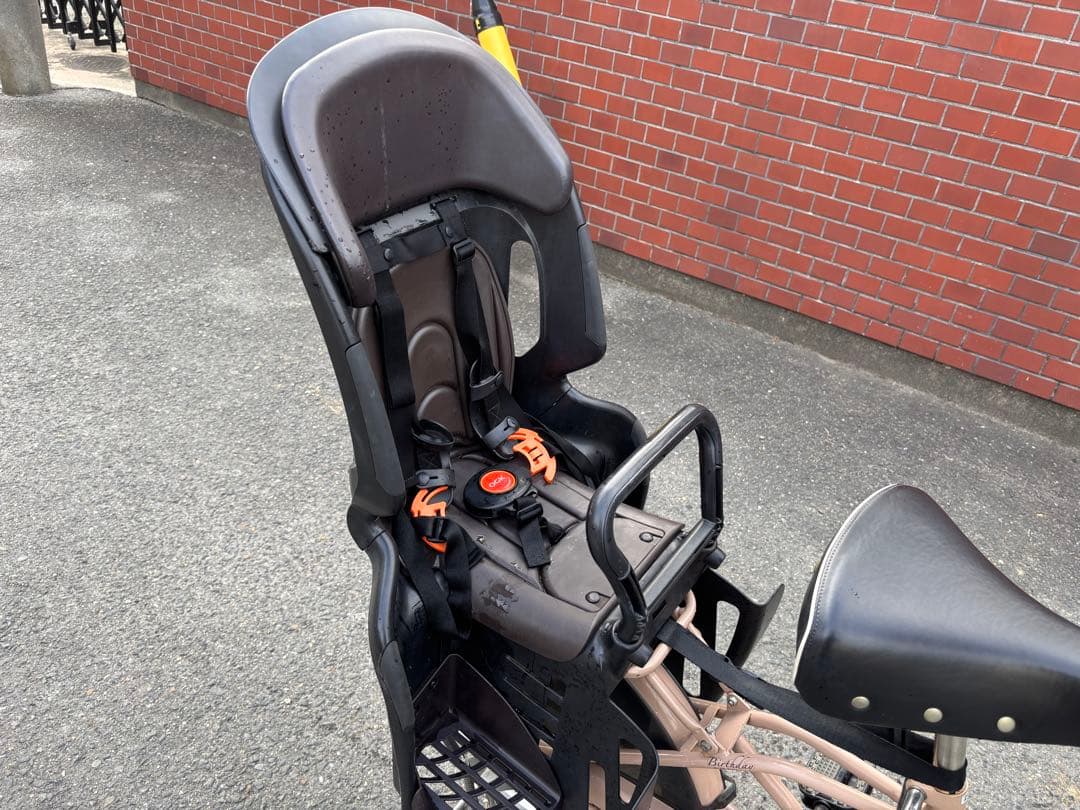 子乗せ自転車3人乗りベージュ シティサイクル チャイルドシート付き