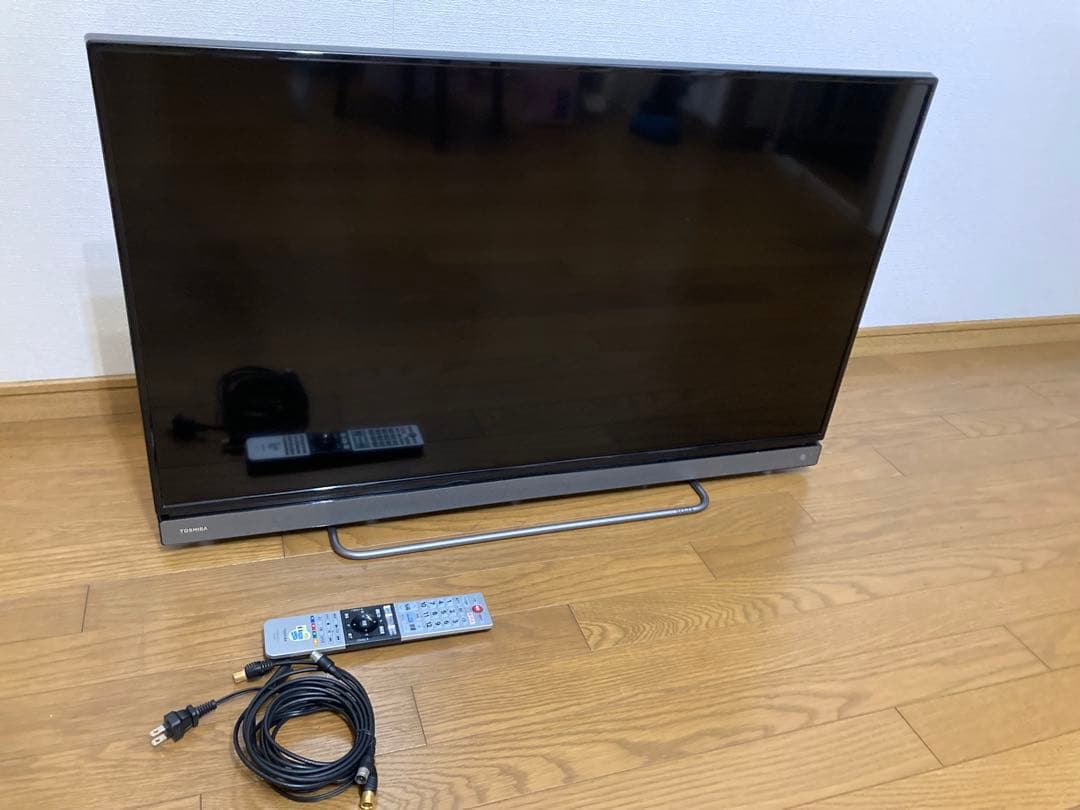 東芝TOSHIBA レグザREGZA 40V30 40インチテレビ