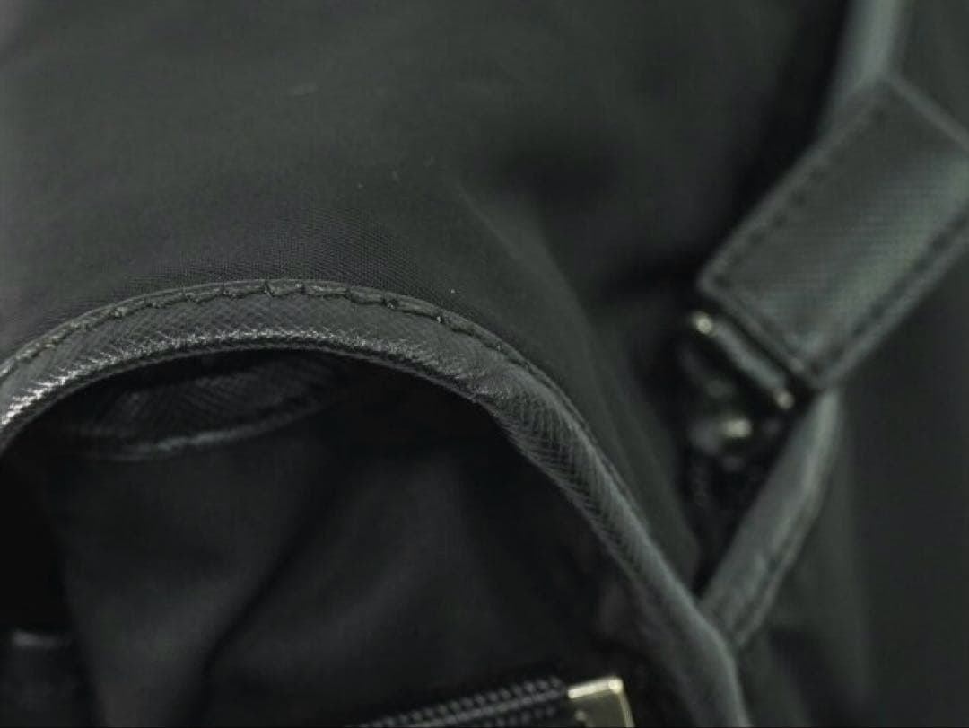 PRADA ナイロン ショルダーバッグ ポシェット ブラックバッグ　プラダ