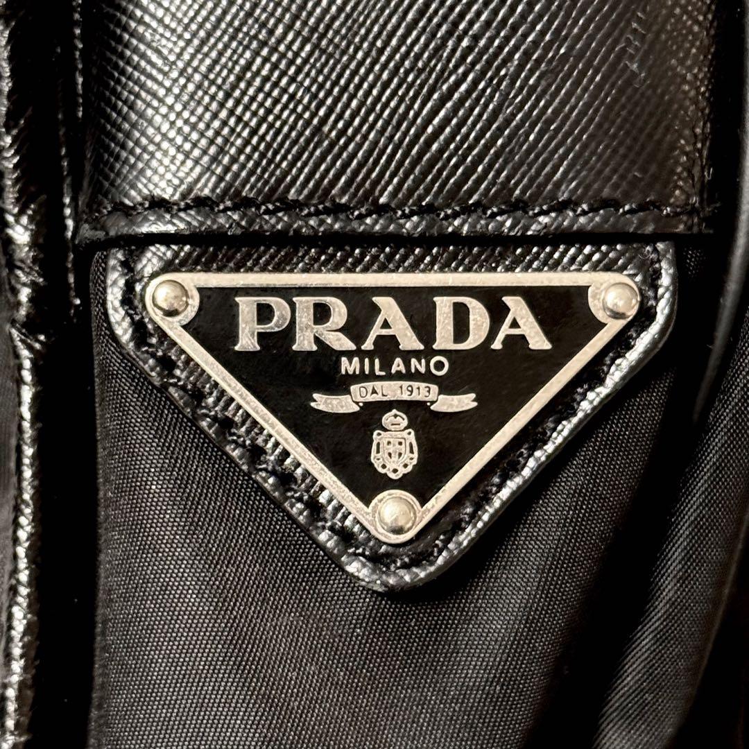 PRADA ナイロン ショルダーバッグ ポシェット ブラックバッグ　プラダ