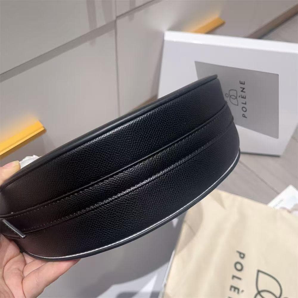 POLÈNE ブラック レザー ショルダーバッグ