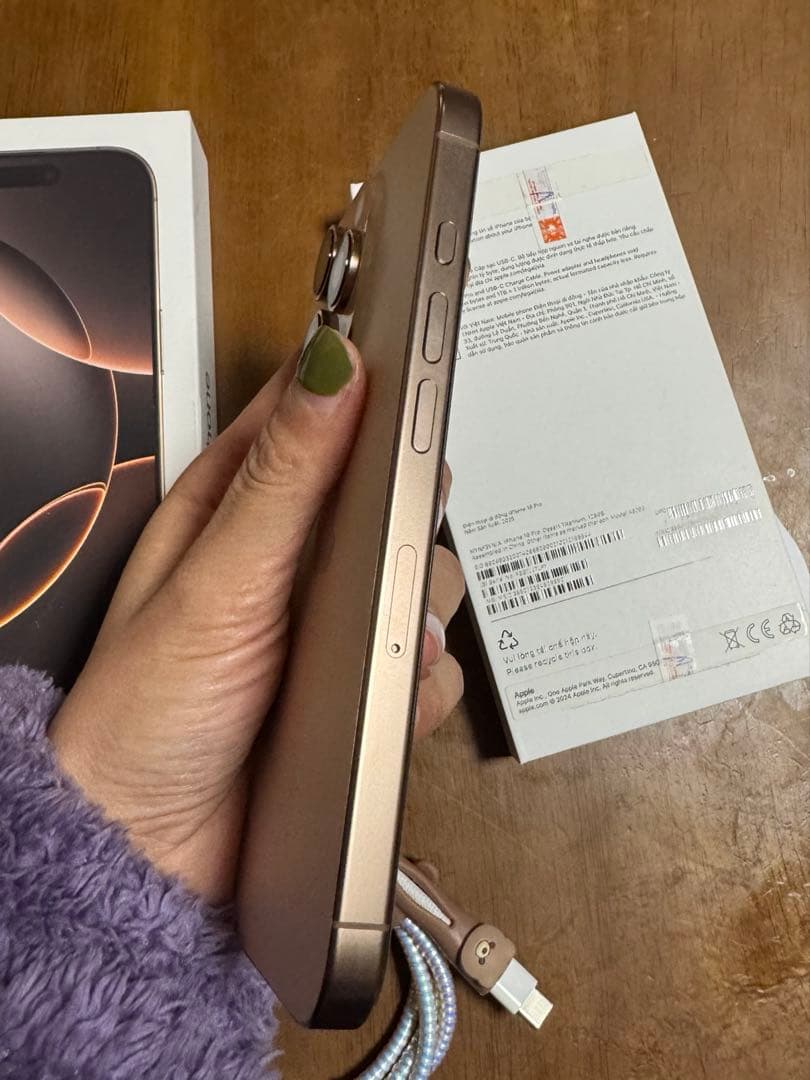 iPhone16 pro 128GB シャッター音なし　eSIM可　補償有