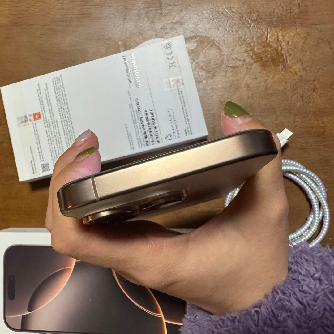 iPhone16 pro 128GB シャッター音なし　eSIM可　補償有