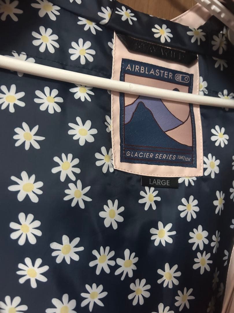 airblaster ウェア Nicolette Jacket 22-23モデル