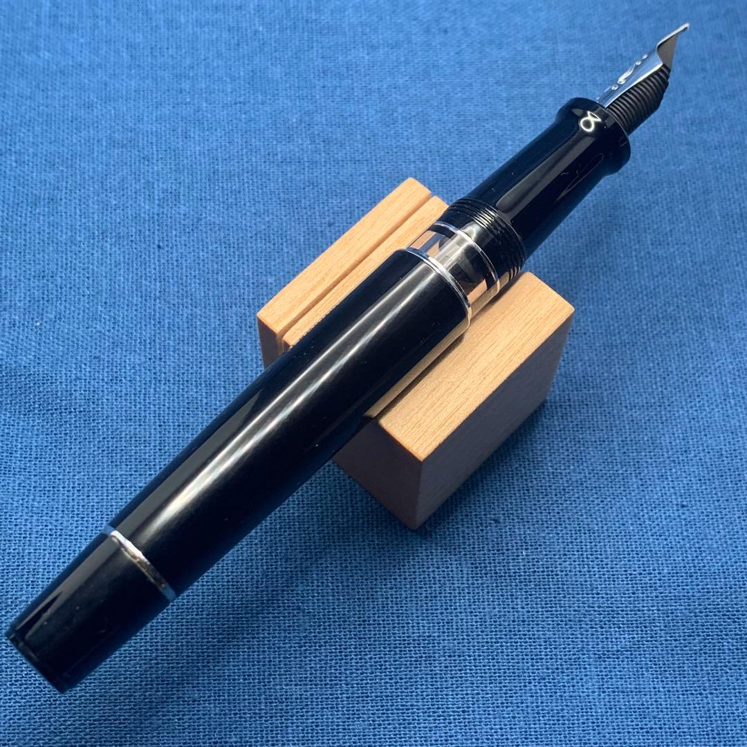 【良品】アウロラ　オプティマ　ネロ　万年筆 14K B CT