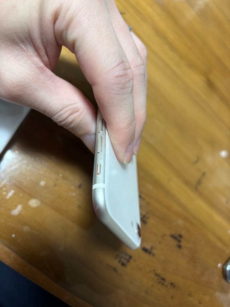 Apple iPhone se 第2世代 64GB