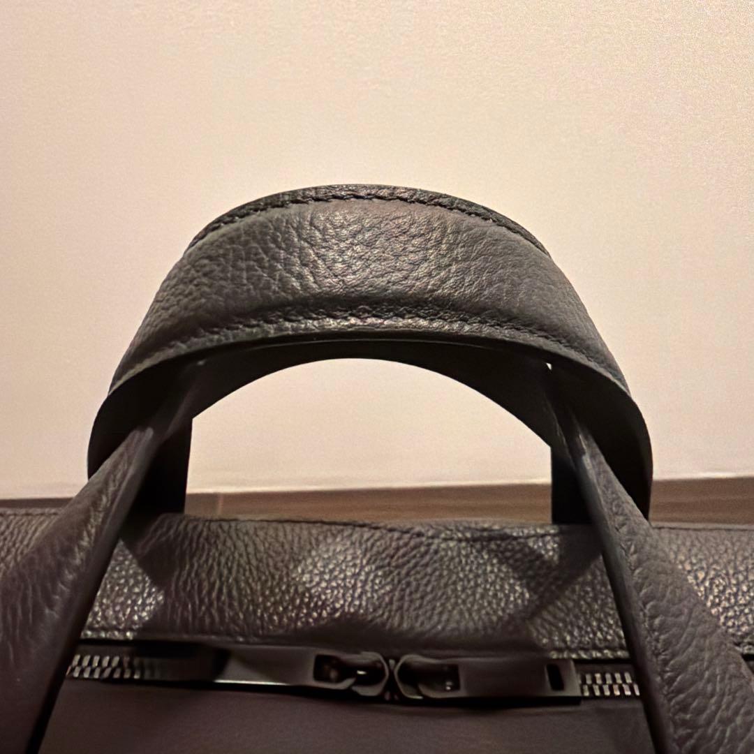 フェラガモ　ガンチーニ ブリーフケース　半額以下　付属品無し　定価37万円