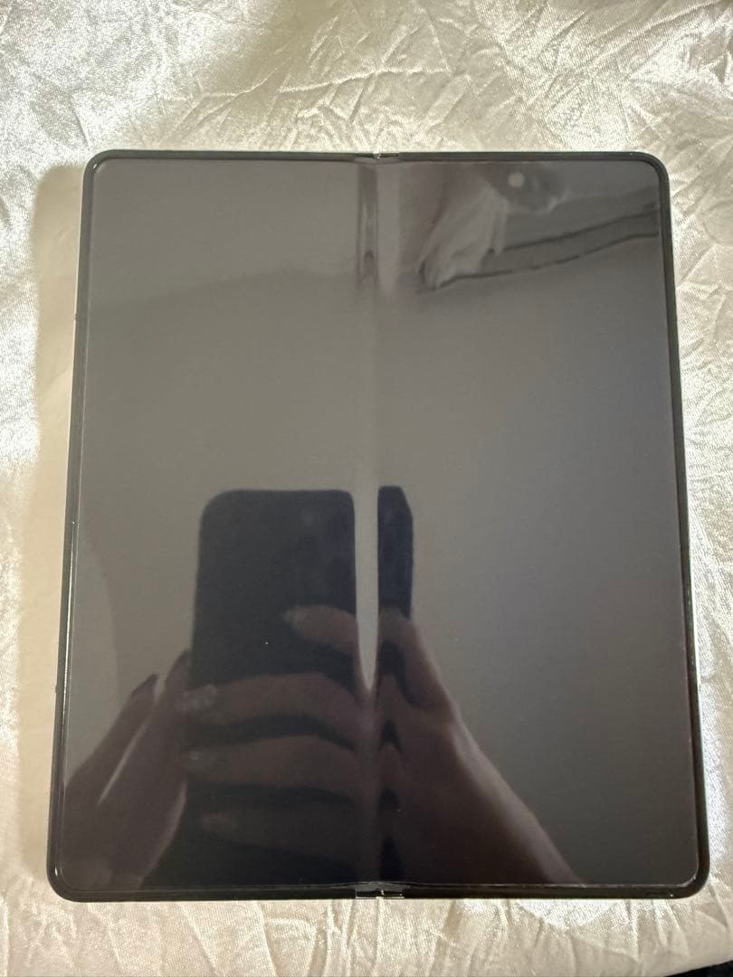 Samsung Galaxy Z Fold5 本体