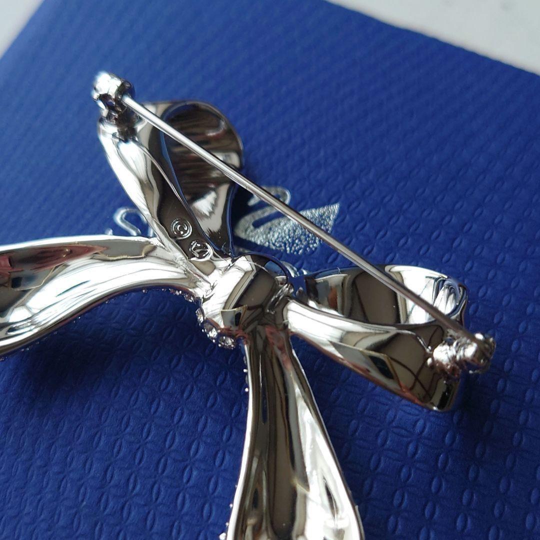 ちー　SWAROVSKI　スワロフスキー　ブローチ　リボン