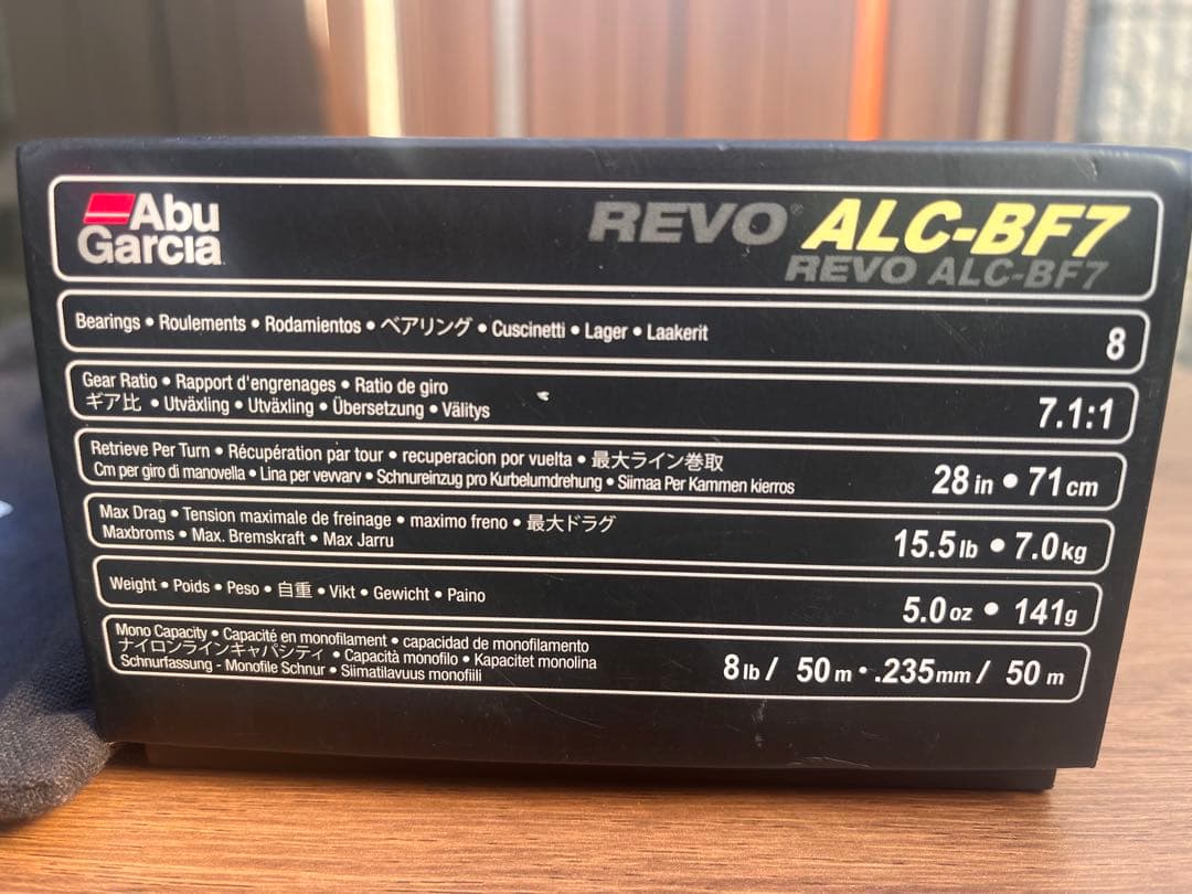 アブガルシア レボ ALC-BF7 右ハンドル (付属品あり)