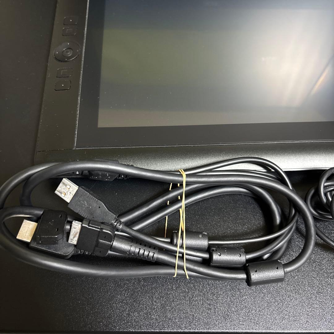 液タブ・ペンタブ Wacom Cintiq 13HD