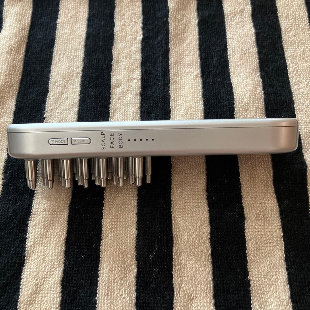 SALONIA EMSLIFTBRUSH シルバー　サロニア電気ブラシ