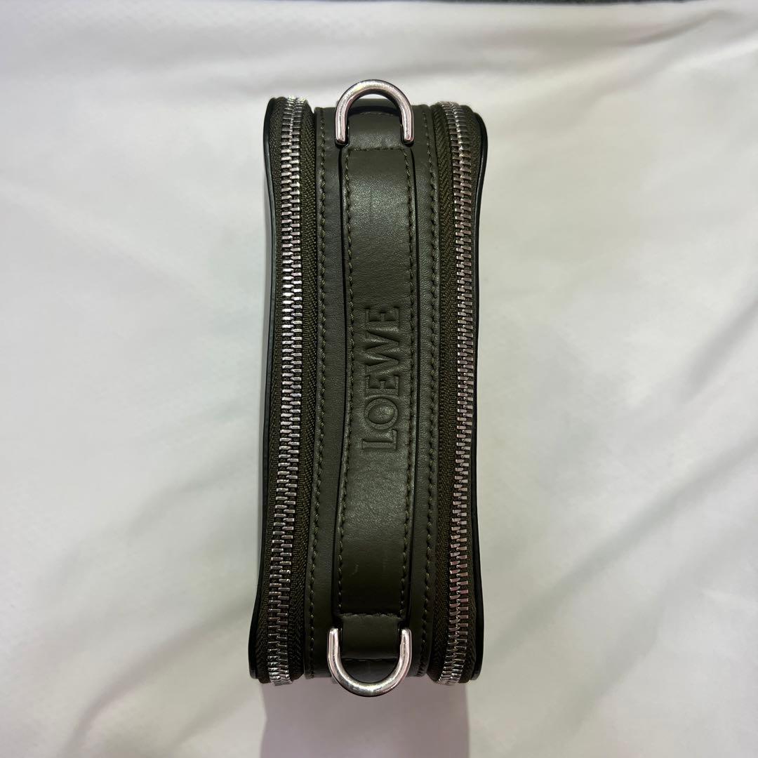 LOEWE ダークグレー ショルダーバッグ