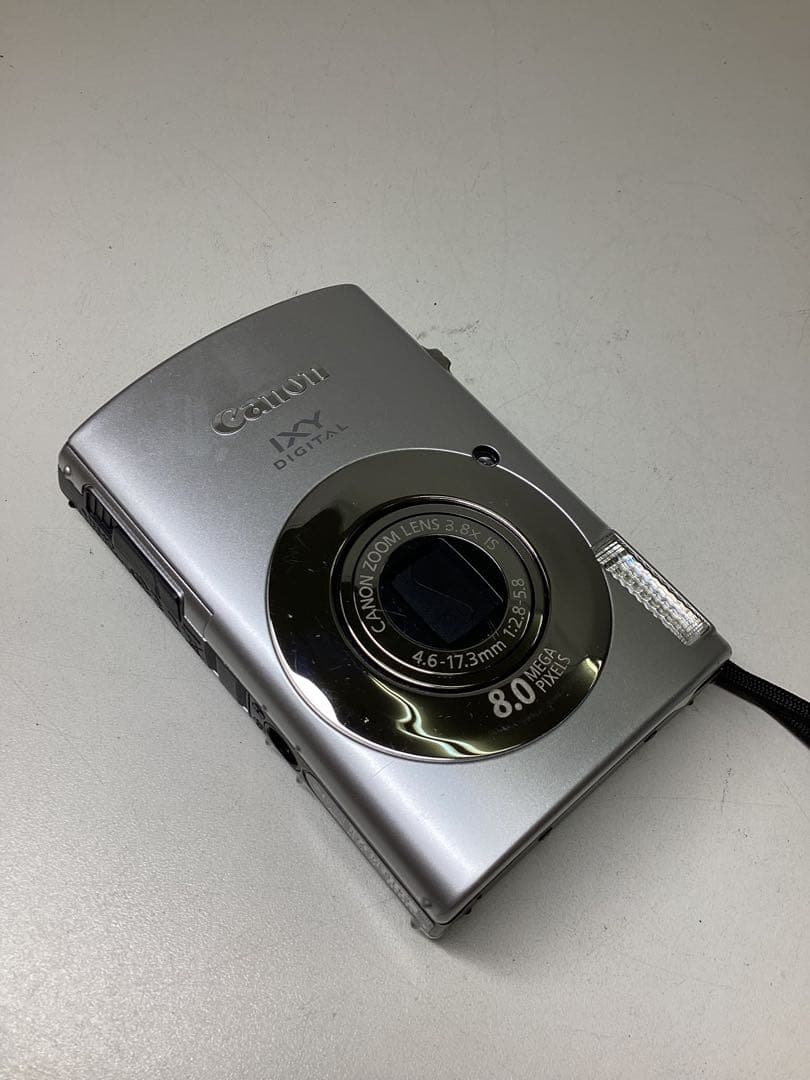 d*3様 Canon IXY Digital 910 IS