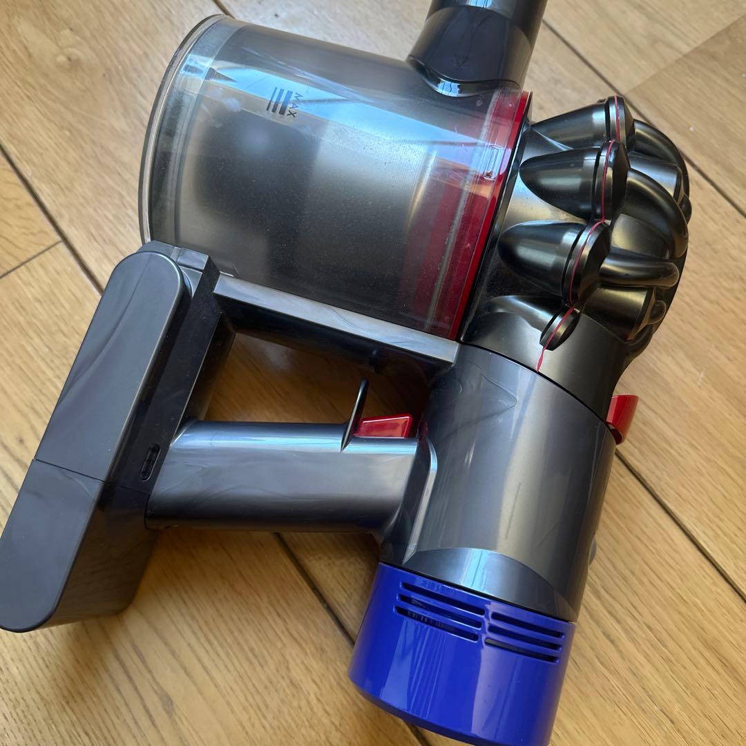 Dyson V8 fluffy+ アタッチメント有