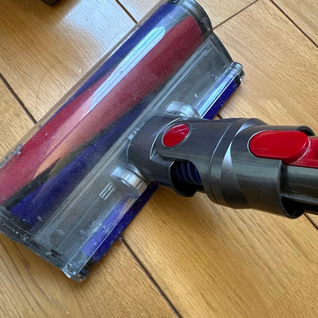 Dyson V8 fluffy+ アタッチメント有