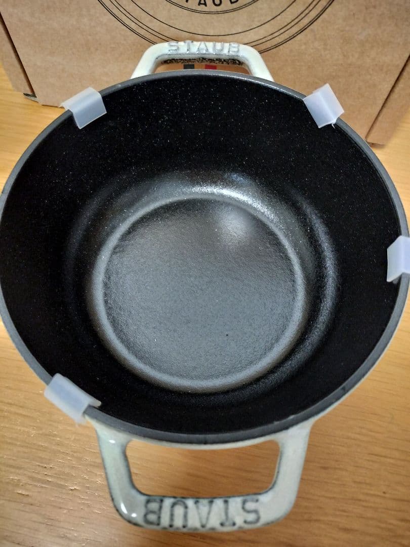 【限定品】ストウブ　マーガレット