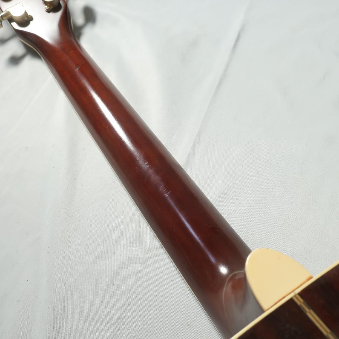 YAMAHA FG-300D アコースティックギター 頑丈なハードケース付