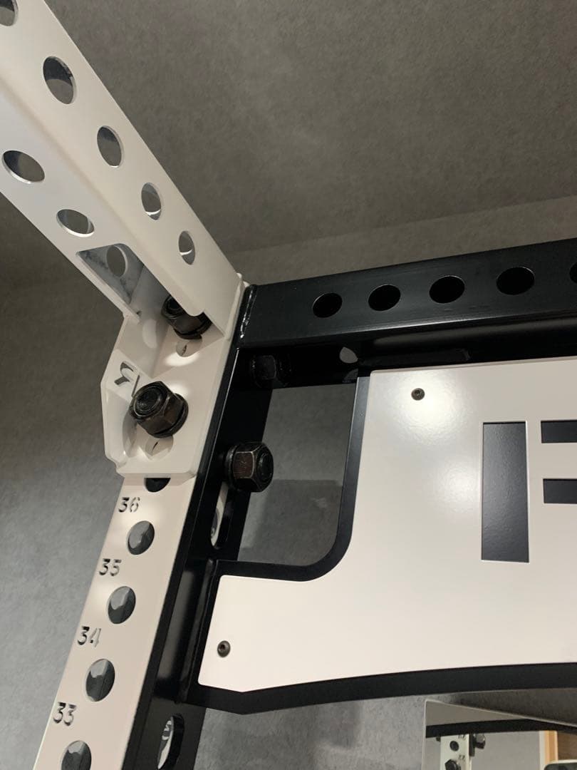 Rogue RM-4 パワーラック　モンスターラック　トロリーレバーアーム等