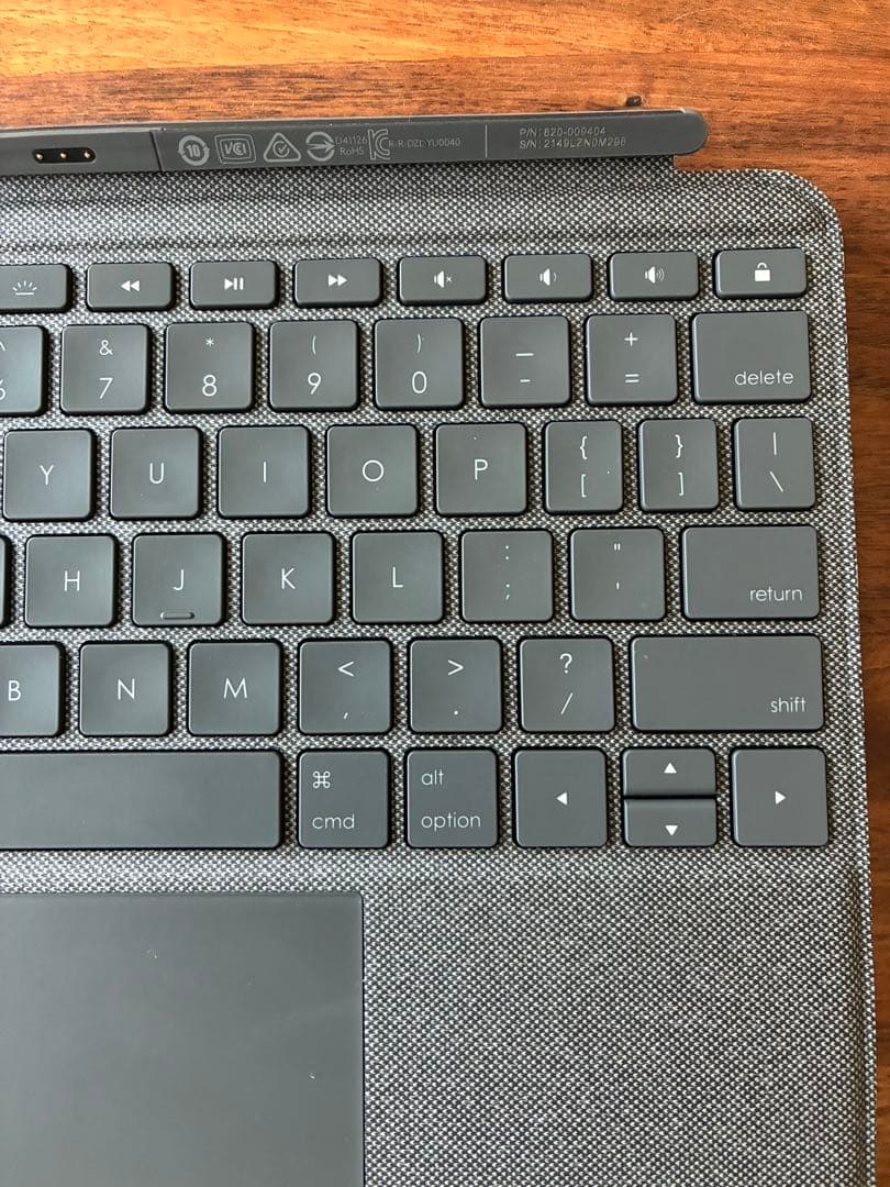 LOGICOOL COMBO TOUCH iPadキーボード付きカバー　美品