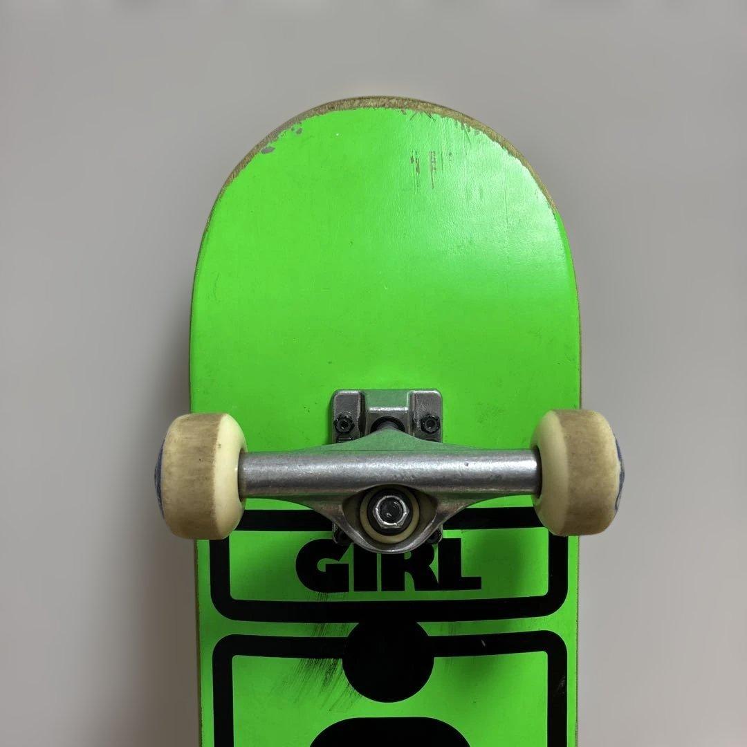 GIRL Mike Mo Capaldi デッキINDEPENDENT トラック