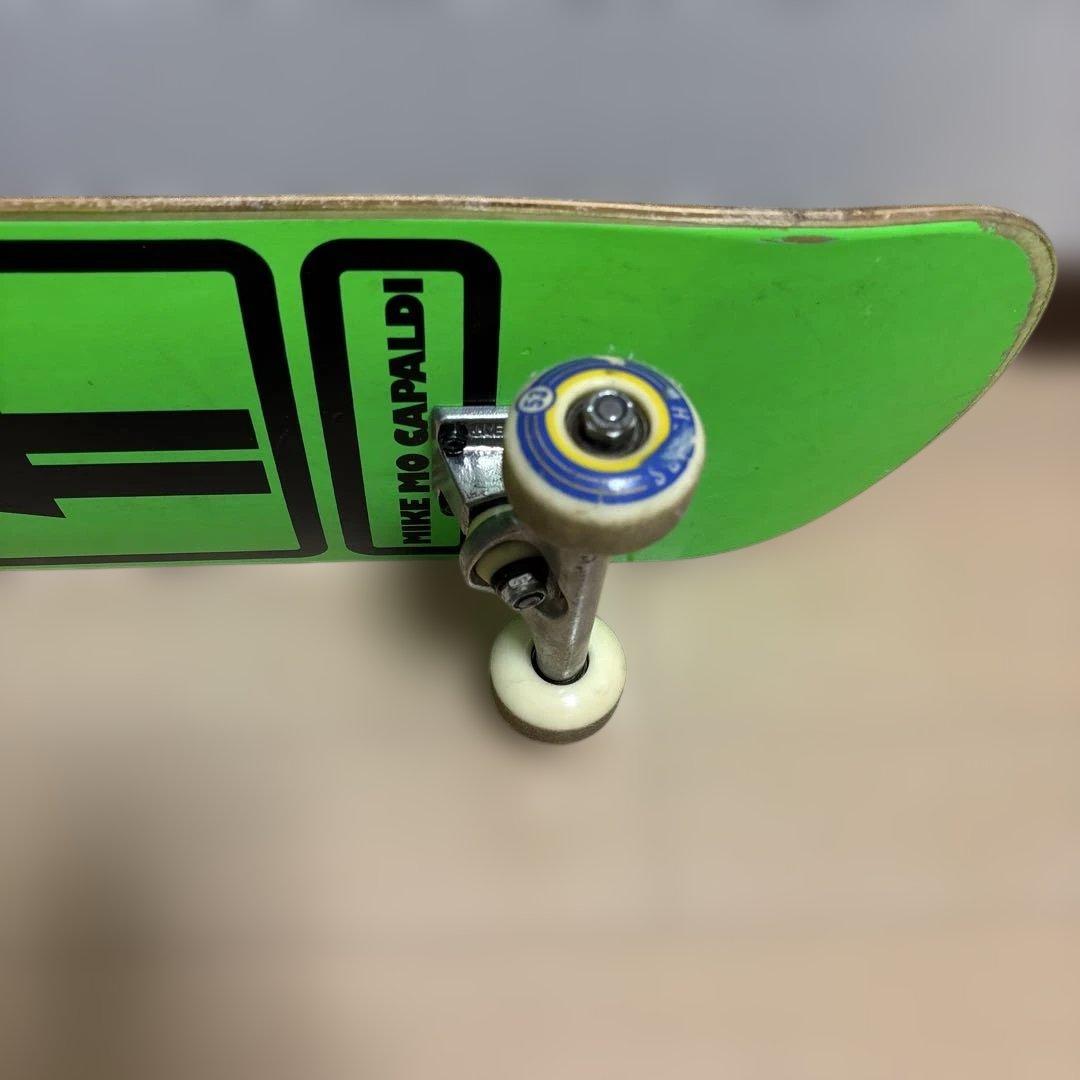 GIRL Mike Mo Capaldi デッキINDEPENDENT トラック