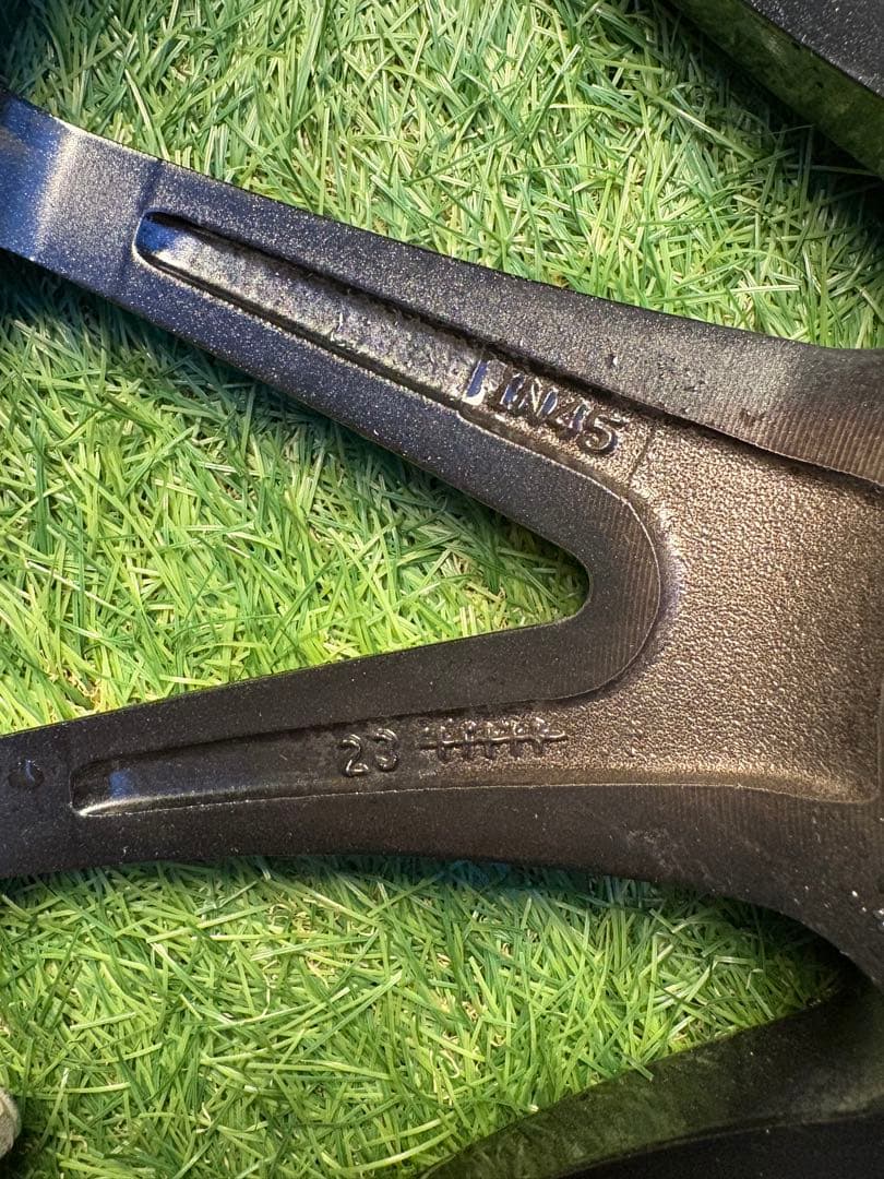 PIRELLI18インチ235\60R18タイヤセットマツダCX60スタッドレス