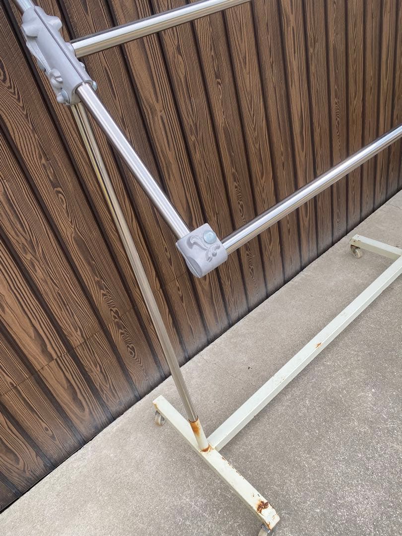 ハンガーラック　金属製　業務用　クリーニング　レトロ　ヴィンテージ　アンティーク