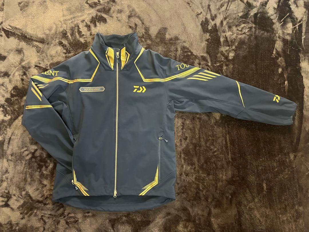 ダイワ DI-20009T トーナメント ゴアテックスソフトシェルスーツ 新品