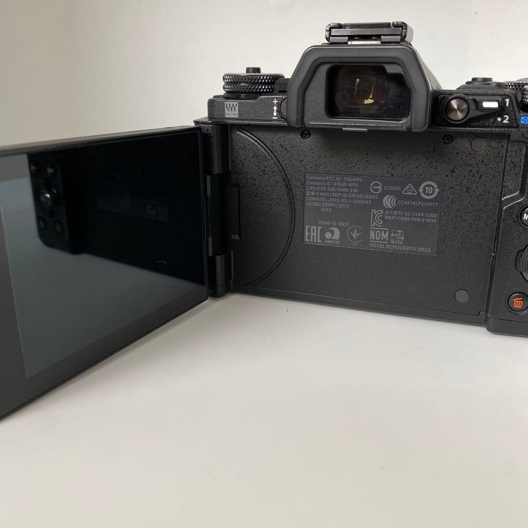 OLYMPUS OM-D　E-M5 Mark II　デジタル