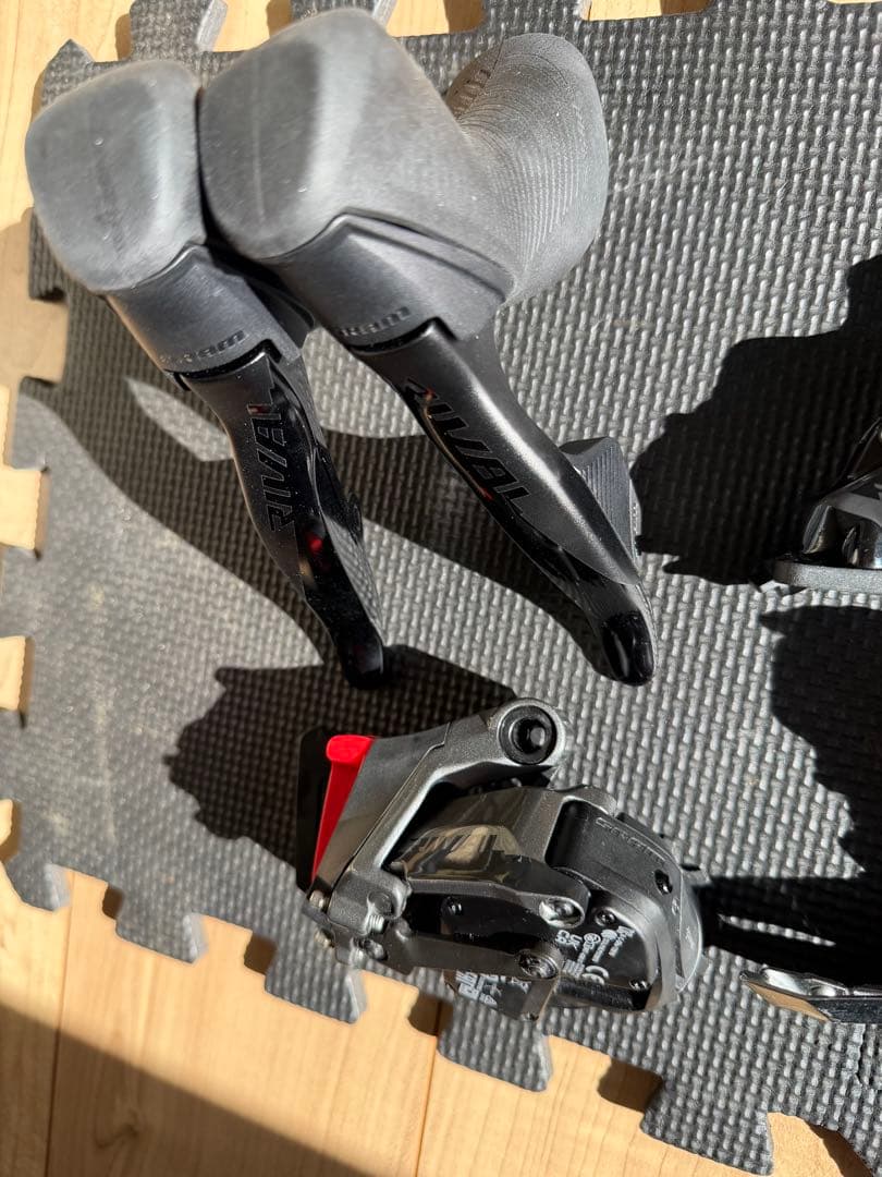 SRAM Rival eTap AXS セット（レバー/FD/RD/ブレーキ）