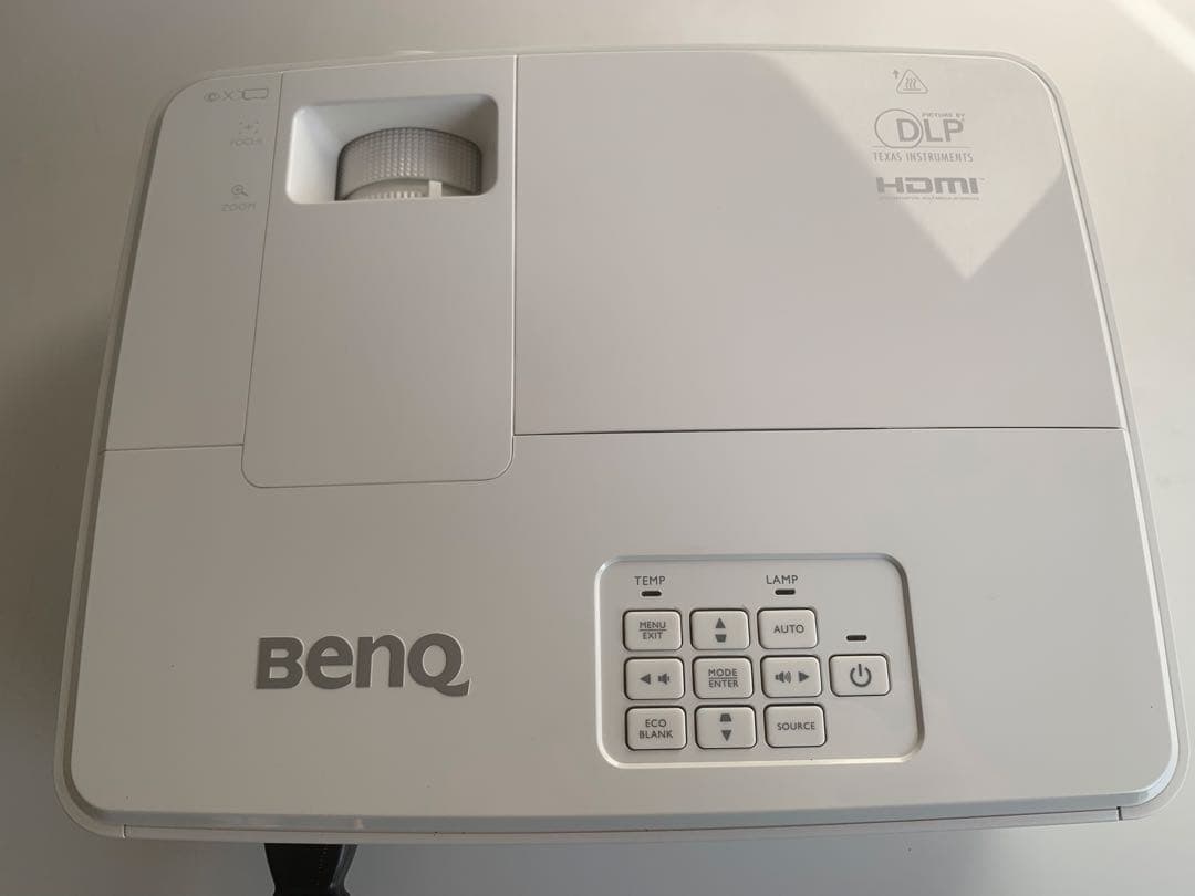 BenQ 高輝度 フルHD プロジェクター MH530 HDMI端子 リモコン