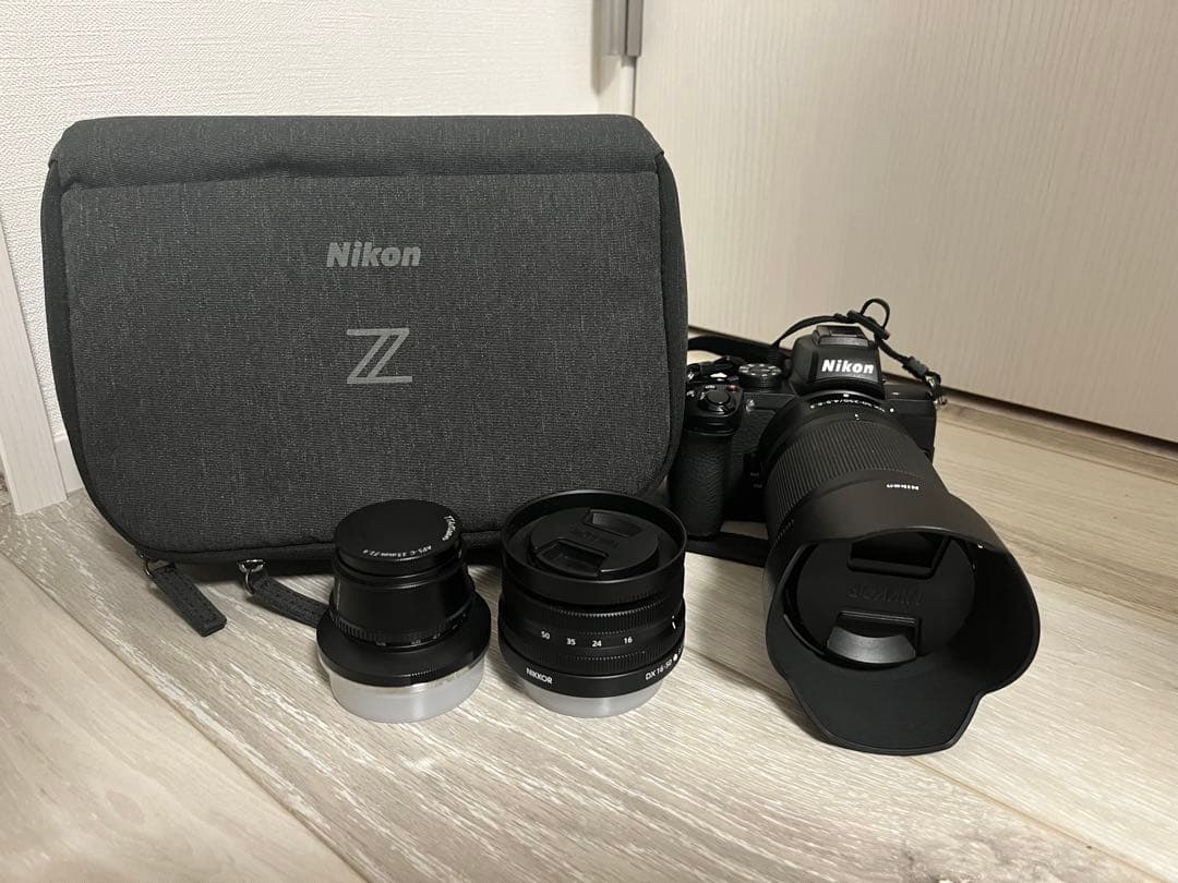 【値下げ中】【美品】ニコン Nikon Z50 ダブルズームキット
