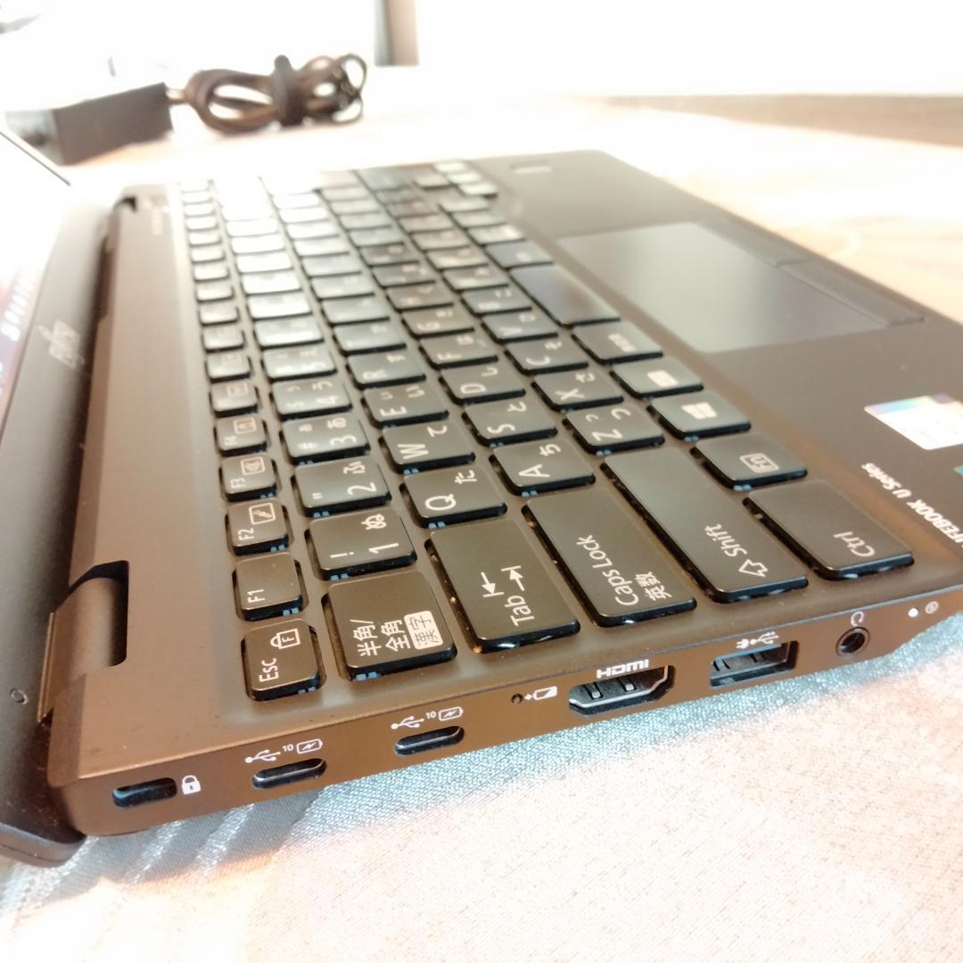 ■11世代 i5 ☆ 富士通☆13インチ 256G 1920x1080