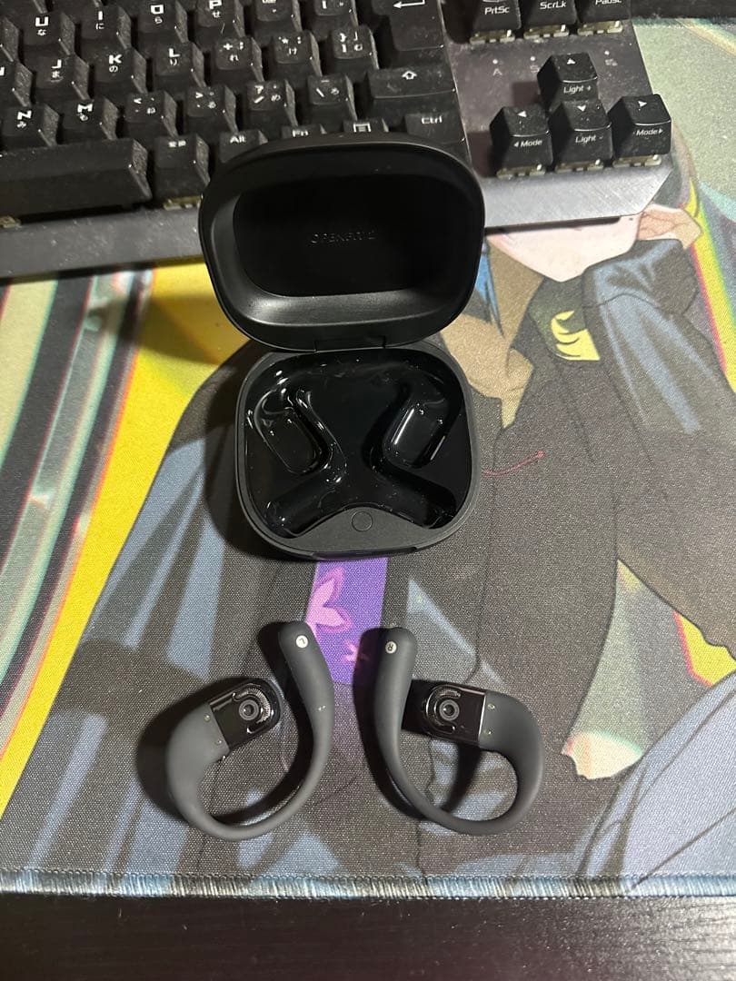 SHOKZ ワイヤレスイヤホン ブラック 充電ケース付き