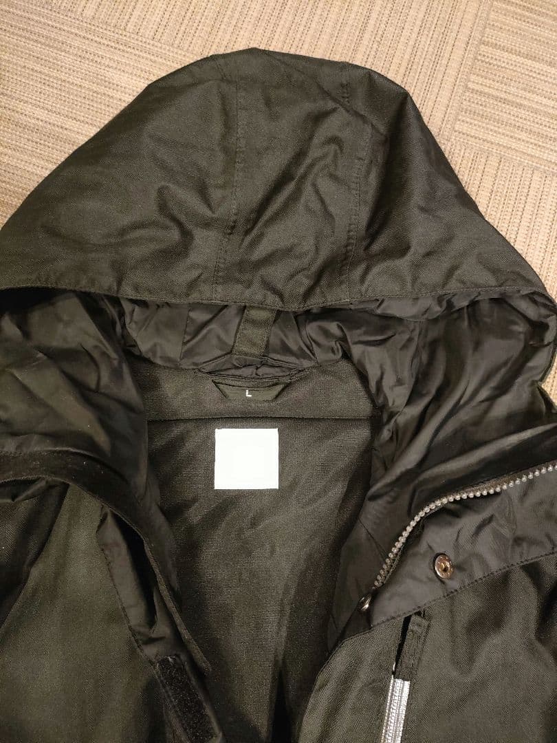 GOLDWIN ブラックジャケット フード、プロテクター付き