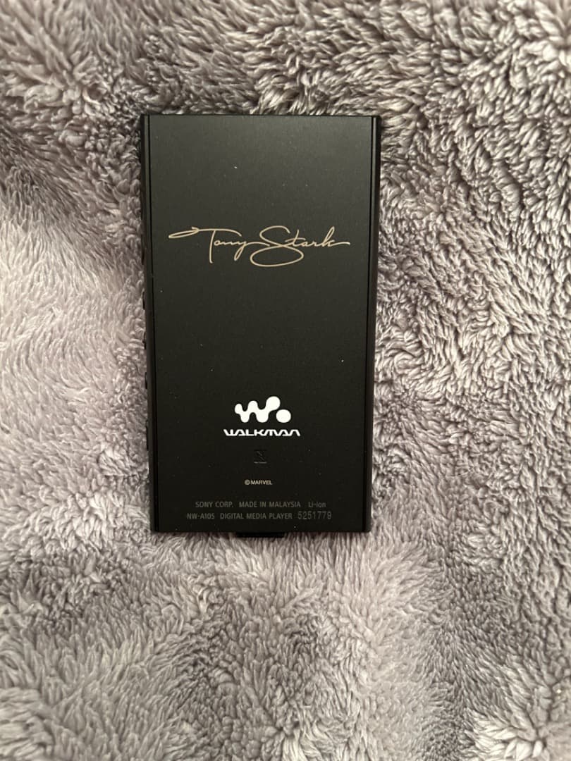 SONY ウォークマン　トニー・スターク　コラボ限定モデル