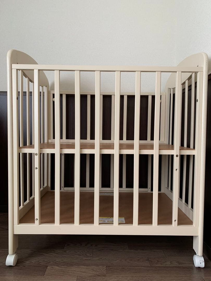 カトージ ベビーベッド ミニ