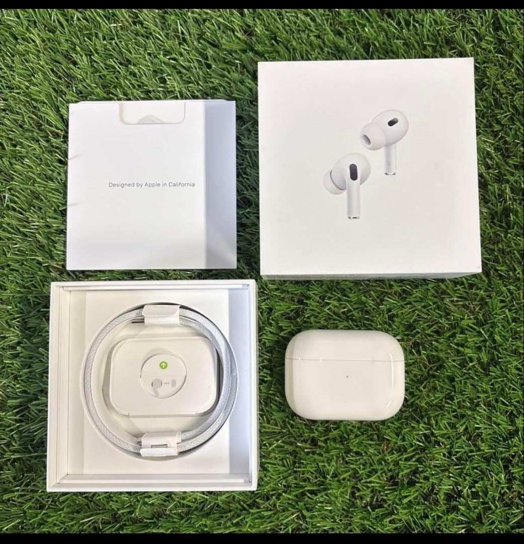 【極美品】AirPods Pro 第2世代 + ケース