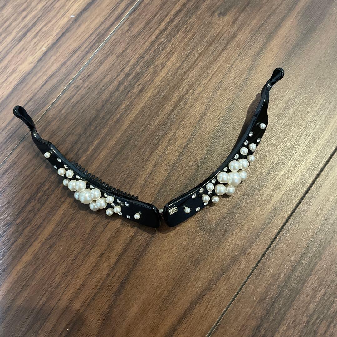 ALEXANDRE DE PARIS/バナナクリップ/ビジュー/パール/黒