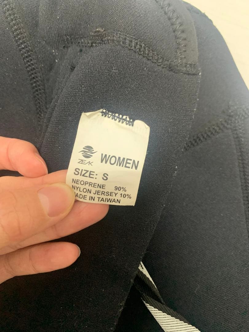 女性用ドライスーツ Sサイズ ネオプレン製