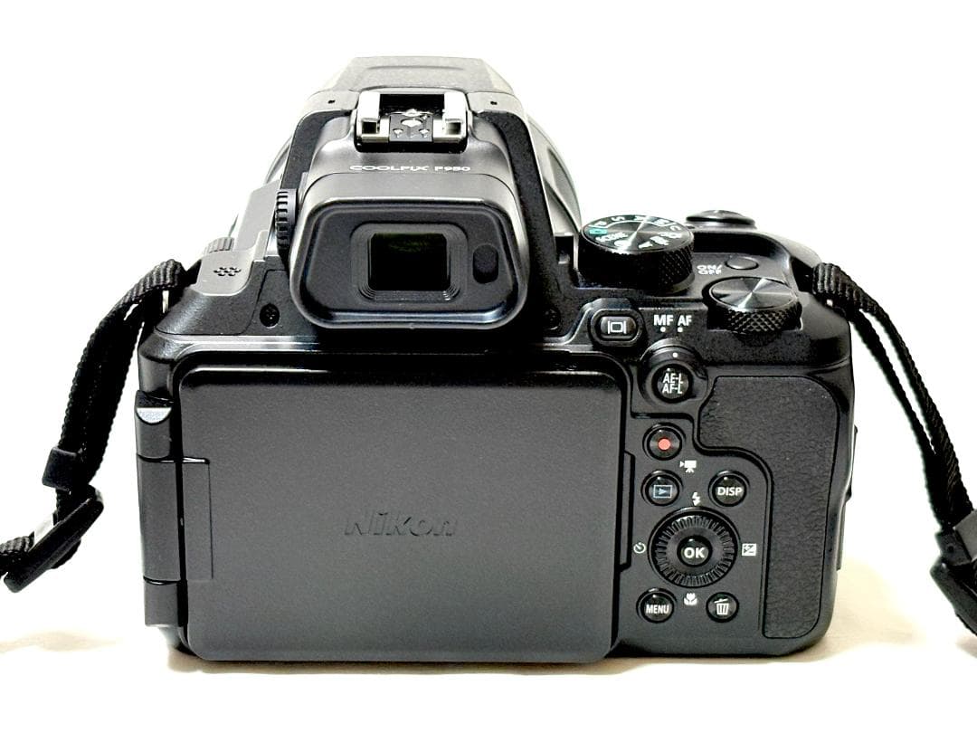 【ほぼ新品 箱付】Nikon COOLPIX P950　動作良好・返品保証