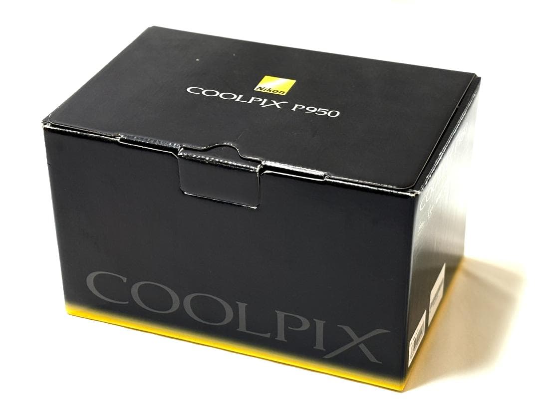 【ほぼ新品 箱付】Nikon COOLPIX P950　動作良好・返品保証