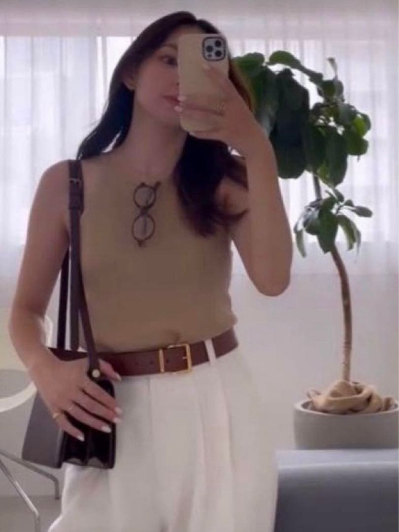 完売品　ガジェス　Gajess Glitter Camisole