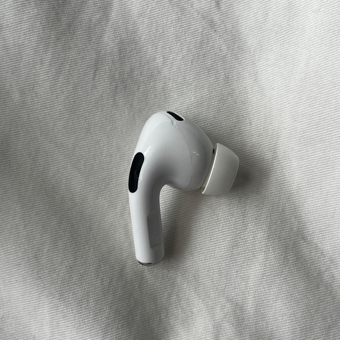 AirPods Pro 第二世代 本体 ＋ 右耳のみ