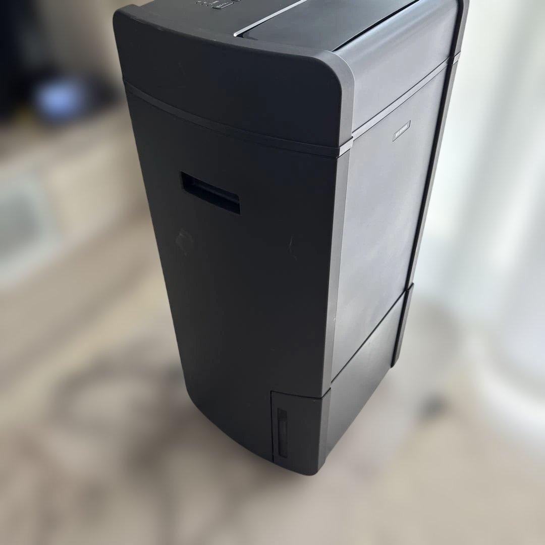 2023年製　アイリスオーヤマ　ハイブリッド衣類乾燥除湿機　除湿機