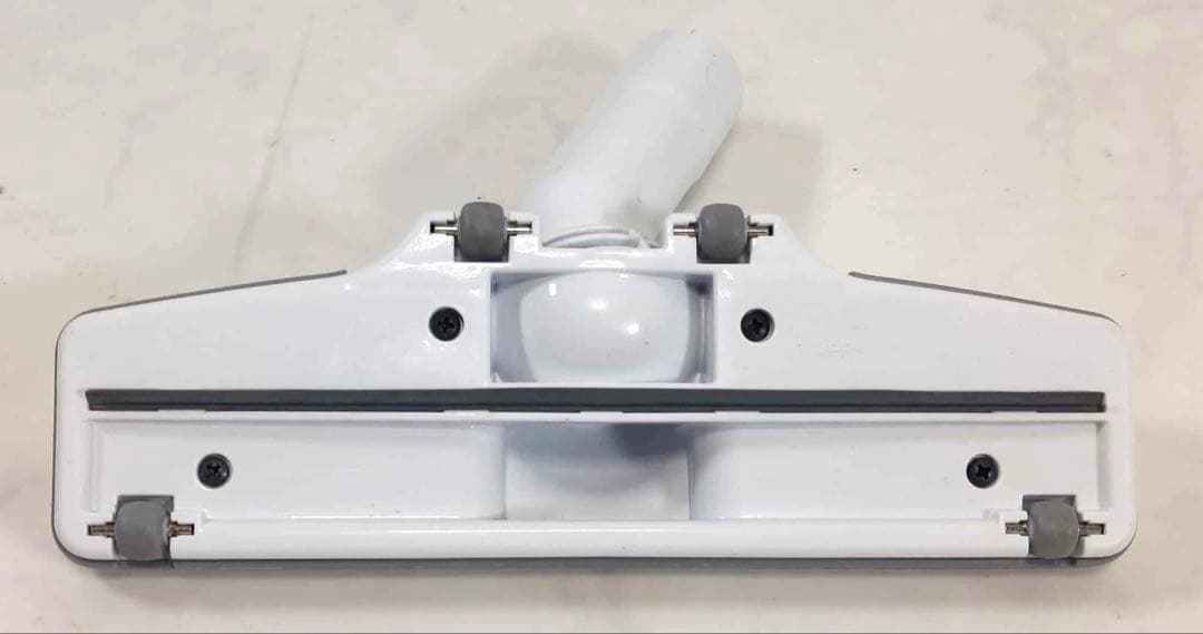 マキタ 充電式クリーナー CL108FD ①