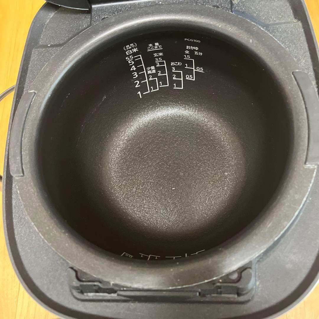 TIGER 炊飯器 JPC-G100黒 5.5合　しゃもじ付き　2019年製